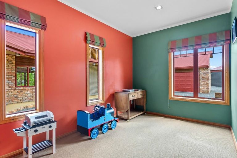 Photo of property in 253 Cemetery Road, Maunu, Whangarei, 0179