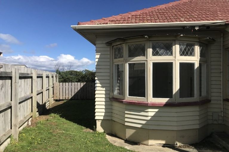 Photo of property in 34 Mandalay Terrace, Khandallah, Wellington, 6035