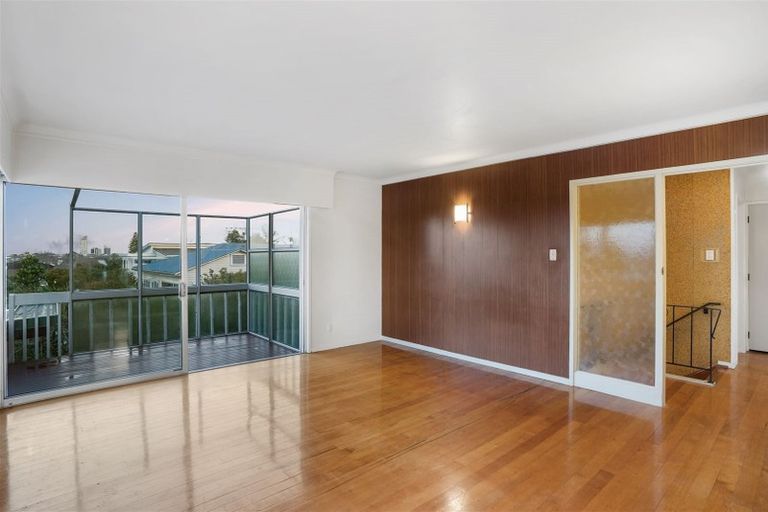 Photo of property in 2/41 Quebec Road, Milford, Auckland, 0620
