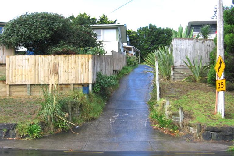 Photo of property in 2a Seymour Road, Sunnyvale, Auckland, 0612