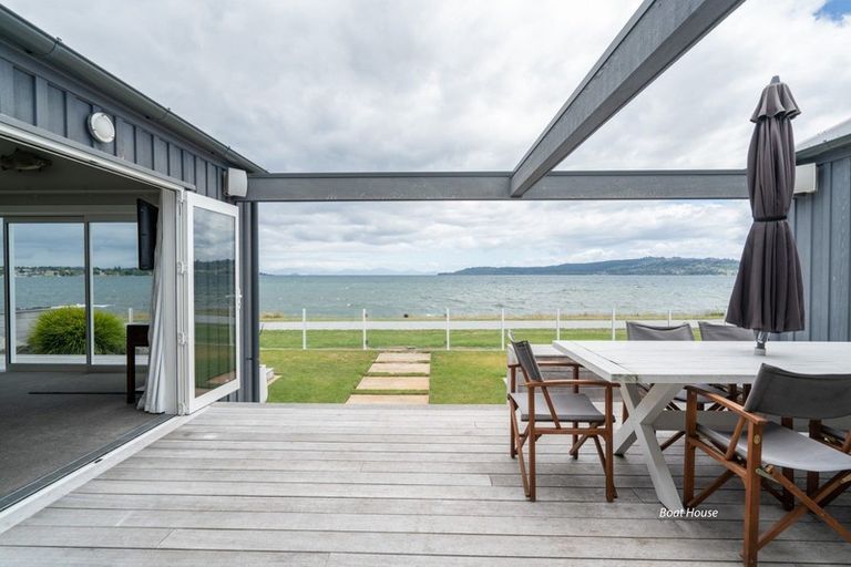 Photo of property in 171 Lake Terrace, Hilltop, Taupo, 3330