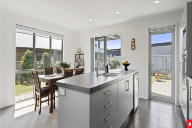 Photo of property in 56b Alberta Road, Glen Avon, New Plymouth, 4312