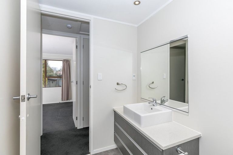 Photo of property in 18 Pohutukawa Drive, Pukete, Hamilton, 3200