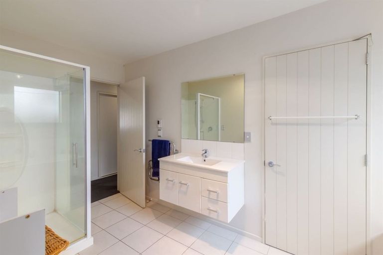 Photo of property in 18 Heyders Road, Spencerville, Christchurch, 8083