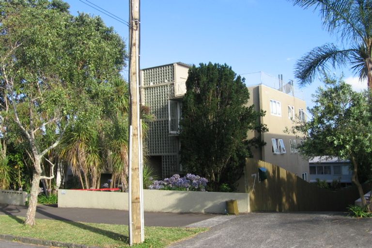 Photo of property in 9d Emmett Street, Herne Bay, Auckland, 1011
