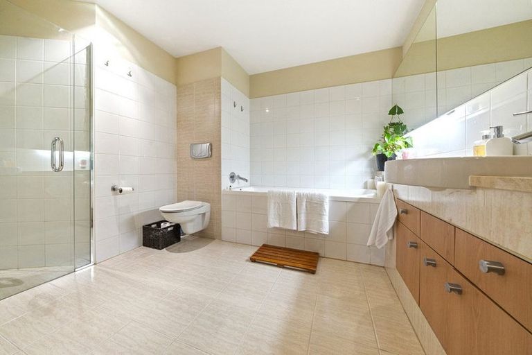 Photo of property in Kate Sheppard Apartments, 3i/42 Molesworth Street, Thorndon, Wellington, 6011
