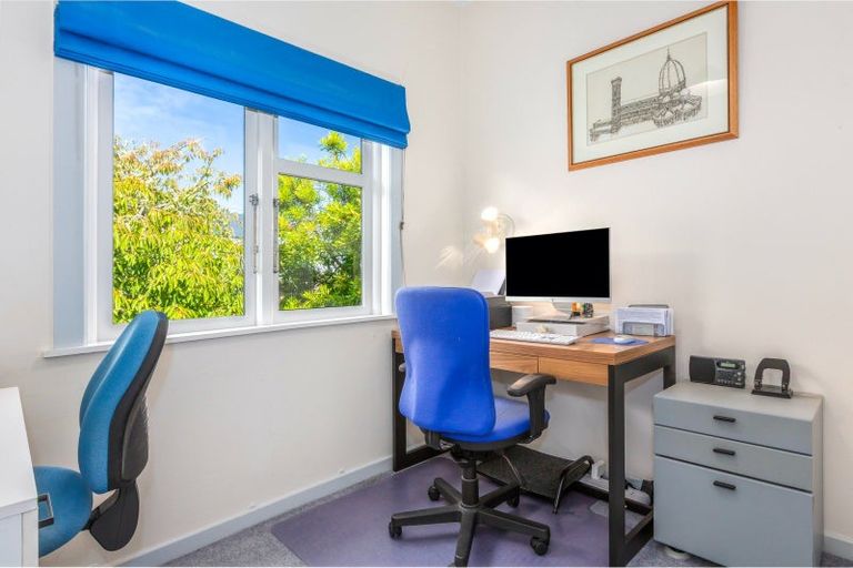 Photo of property in 37 Messines Road, Karori, Wellington, 6012