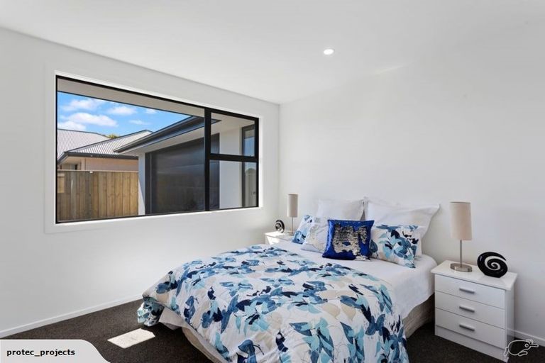 Photo of property in 21 Billington Drive, Halswell, Christchurch, 8025