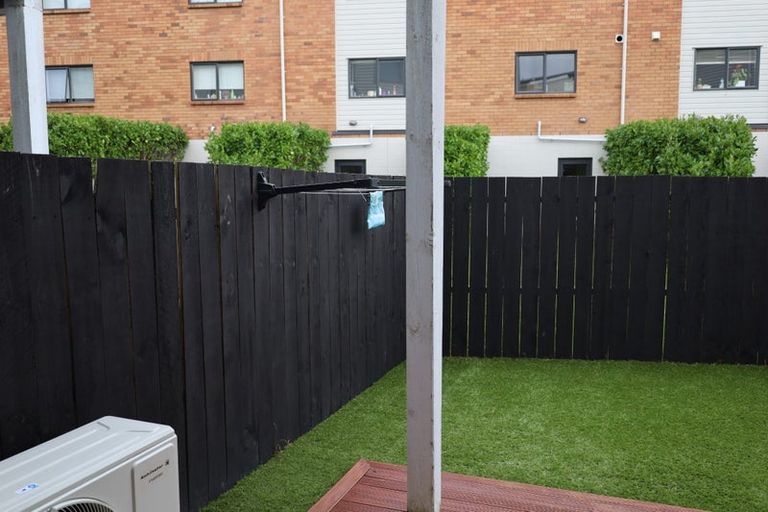 Photo of property in 60 Niu Lane, Te Atatu South, Auckland, 0610