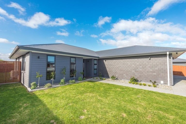 Photo of property in 20 Magnolia Crescent, Tawhero, Whanganui, 4501