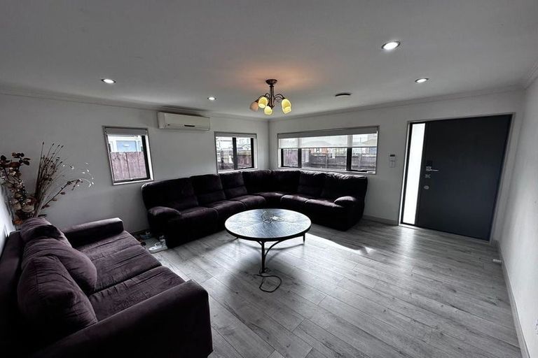 Photo of property in 19 Reding Street, Takanini, 2112