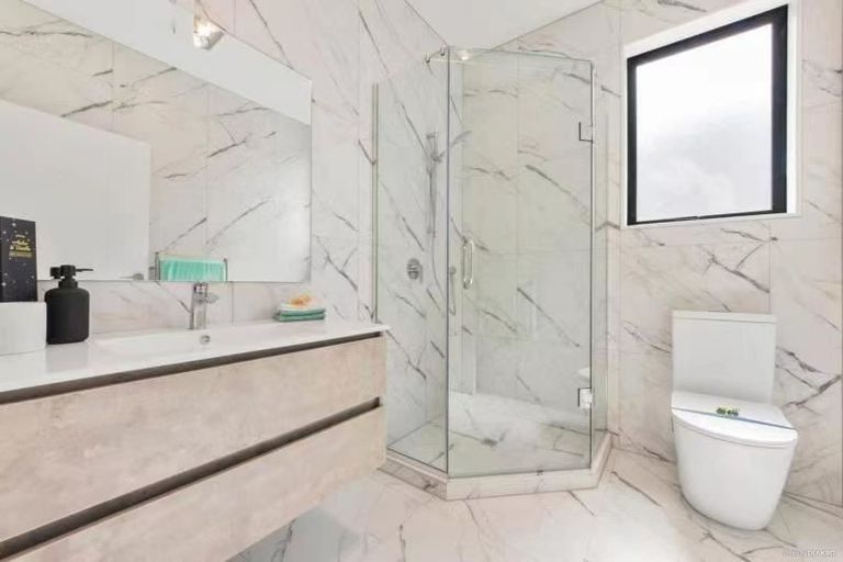 Photo of property in 57 Horokaka Street, Massey, Auckland, 0614