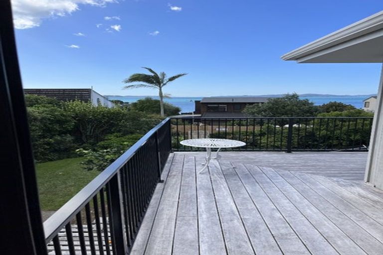 Photo of property in 6 Carmen Terrace, Snells Beach, 0920