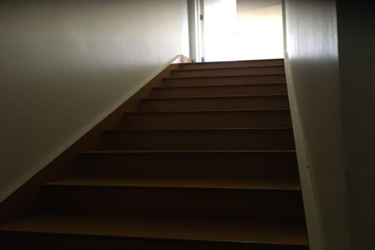 Photo of property in 1 Lucknow Terrace, Hospital Hill, Napier, 4110