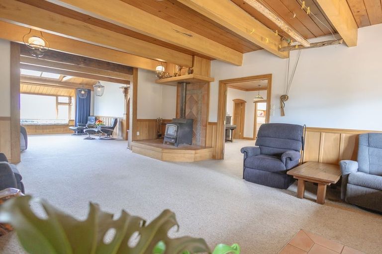 Photo of property in 327 Wanganui Flat Road, Harihari, 7884