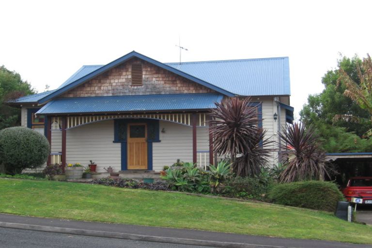 Photo of property in 4 Ridout Street, Maeroa, Hamilton, 3200