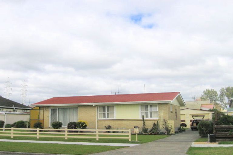 Photo of property in 22 Emmett Street, Greerton, Tauranga, 3112