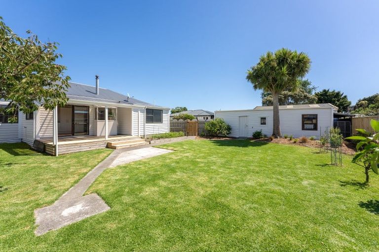 Photo of property in 14 Iti Street, Otaki, 5512