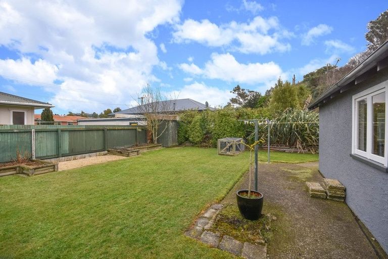 Photo of property in 37 Somerville Street, Andersons Bay, Dunedin, 9013