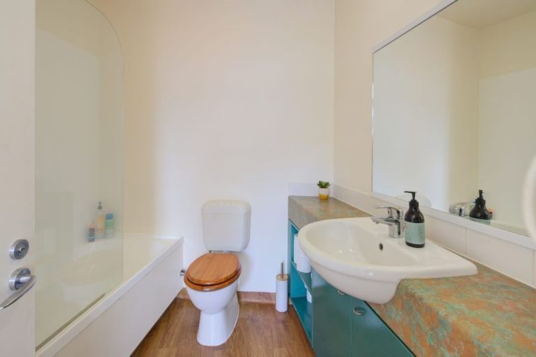 Photo of property in Hume House, 22/152 The Terrace, Wellington Central, Wellington, 6011