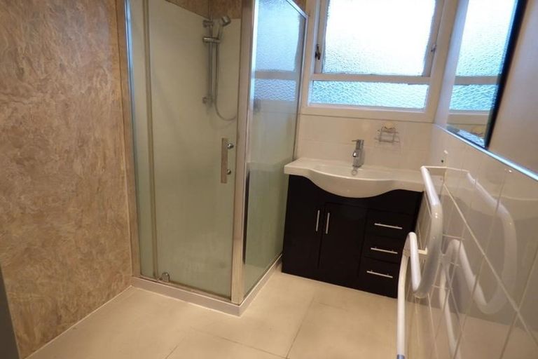 Photo of property in 12 Boundary Road, Clover Park, Auckland, 2019