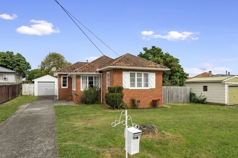 Photo of property in 103 Forest Lake Road, Forest Lake, Hamilton, 3200