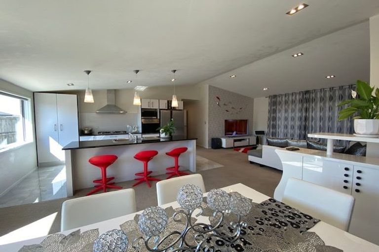 Photo of property in 29 Chadwick Place, Rototuna North, Hamilton, 3210