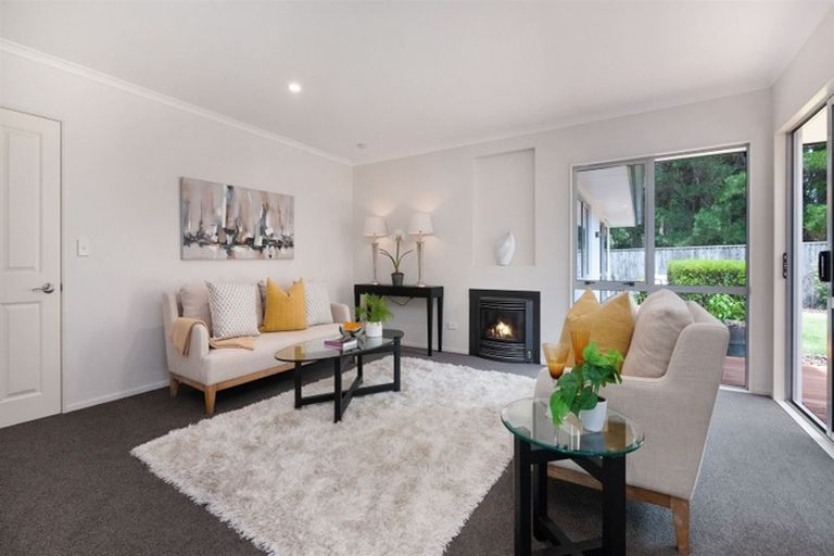 Photo of property in 11 Amoka Crescent, Parklands, Christchurch, 8083