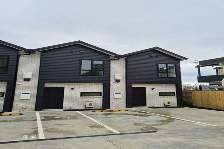 Photo of property in 8/14 Ruakiwi Road, Hamilton Lake, Hamilton, 3204