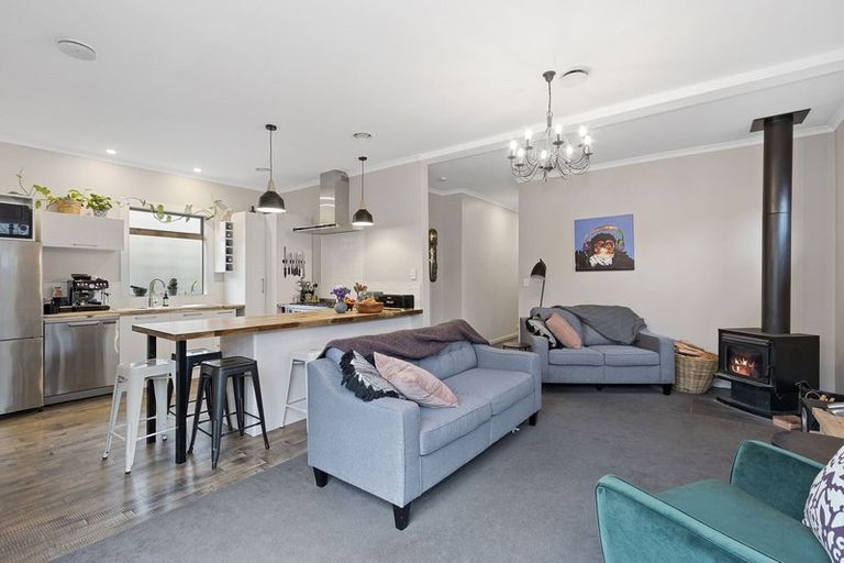 Photo of property in 56 Bowhill Road, New Brighton, Christchurch, 8083