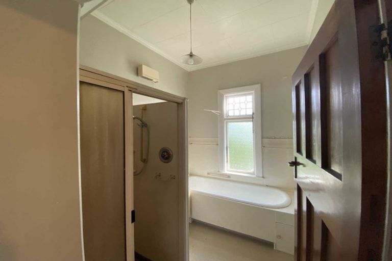 Photo of property in 100 Leinster Road, Merivale, Christchurch, 8014