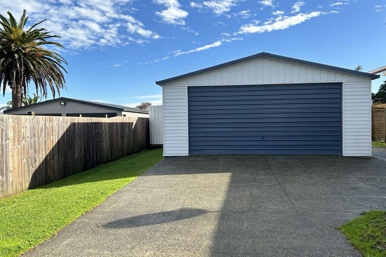 Photo of property in 51b Whaka Road, Maungaturoto, 0520
