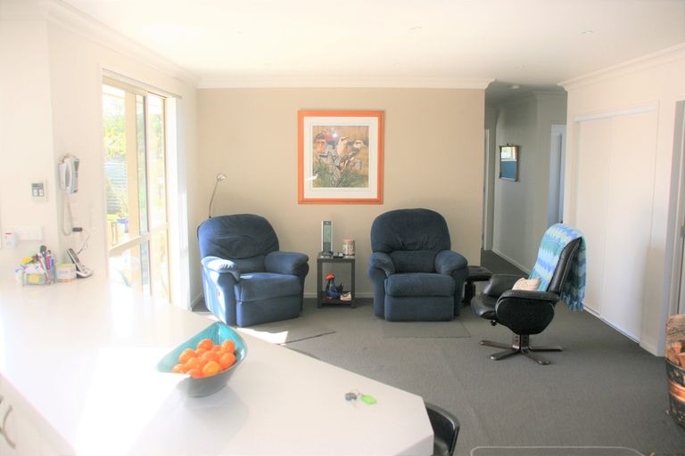 Photo of property in 26 Wingatui Road, Mosgiel, 9024