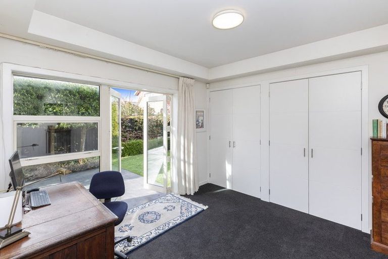 Photo of property in 98a Watford Street, Strowan, Christchurch, 8052