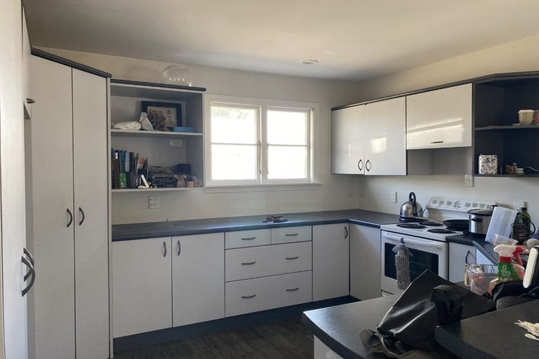 Photo of property in 12 Niagara Street, Wainoni, Christchurch, 8061