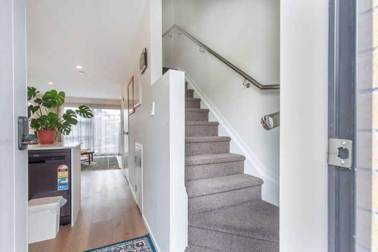 Photo of property in 84 Selo Street, Glen Eden, Auckland, 0602