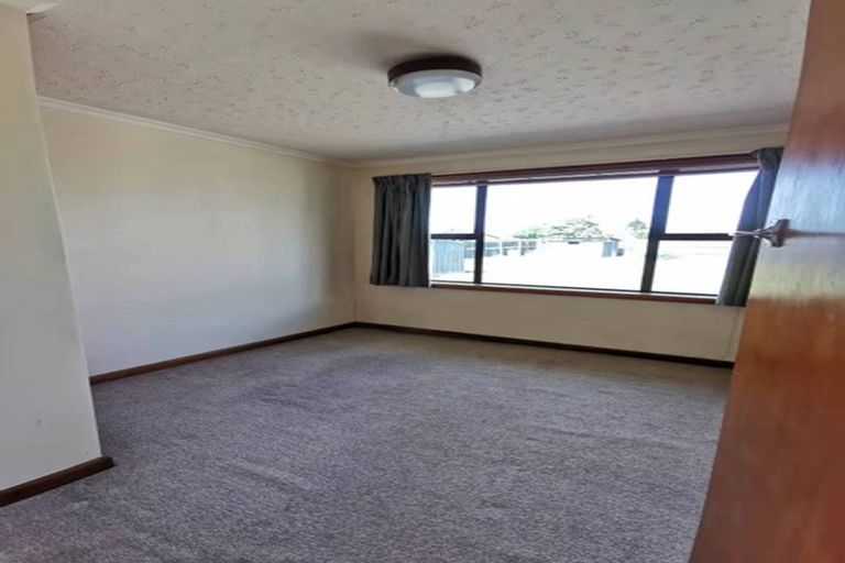 Photo of property in 18 Seymour Street, Hornby, Christchurch, 8042