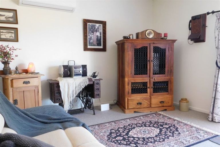 Photo of property in 2143 Cove Road, Mangawhai, Kaiwaka, 0573