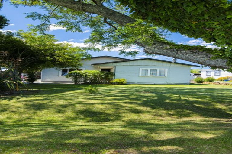 Photo of property in 14 Kara Street, Outer Kaiti, Gisborne, 4010