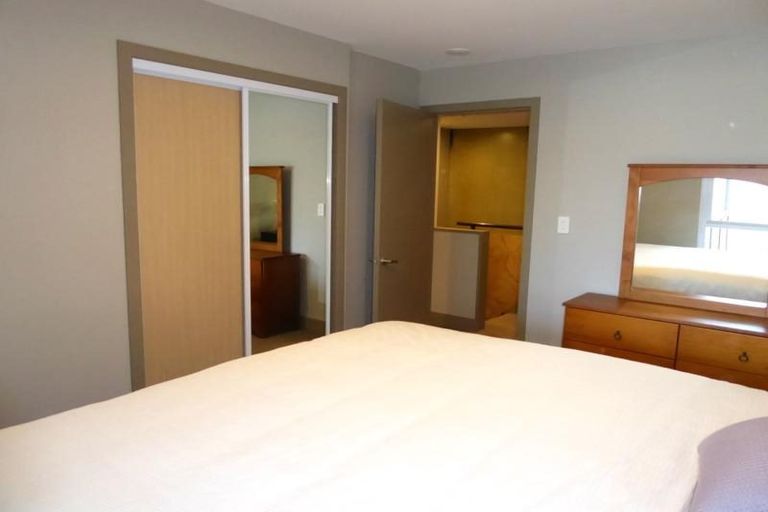 Photo of property in Canvas Apartments, 6/307 Willis Street, Te Aro, Wellington, 6011