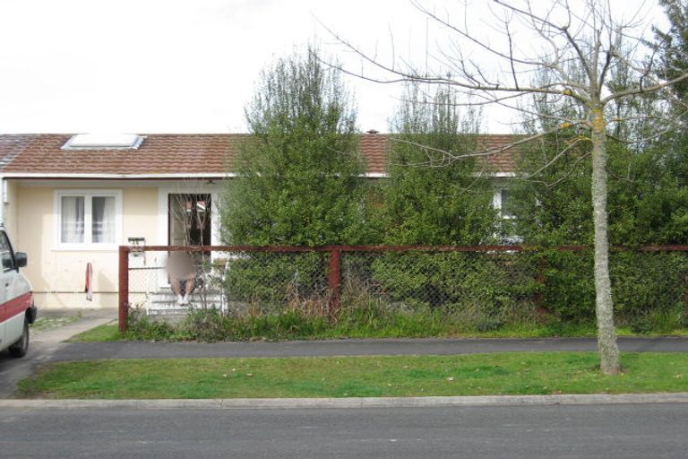 Photo of property in 28 Nevada Road, Silverdale, Hamilton, 3216