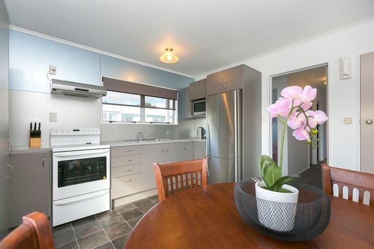 Photo of property in 23 Sunnyvale Street, Bell Block, New Plymouth, 4312