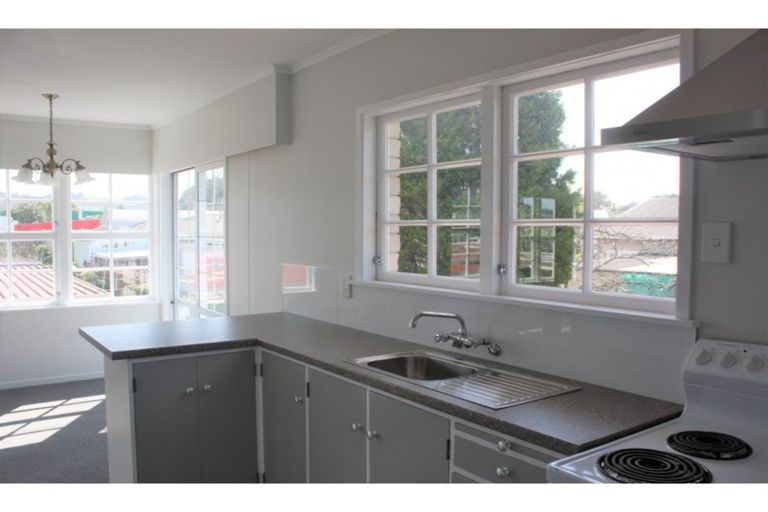 Photo of property in 9c Donald Street, Regent, Whangarei, 0112