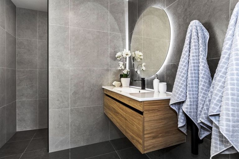 Photo of property in 22 Hanlow Place, Pyes Pa, Tauranga, 3112