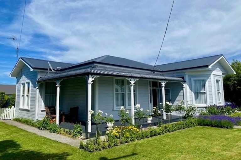 Photo of property in 31 Rhodes Street, Carterton, 5713