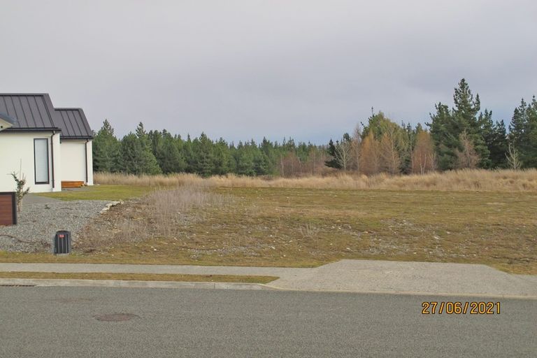 Photo of property in 28 Mistake Drive, Lake Tekapo, 7999