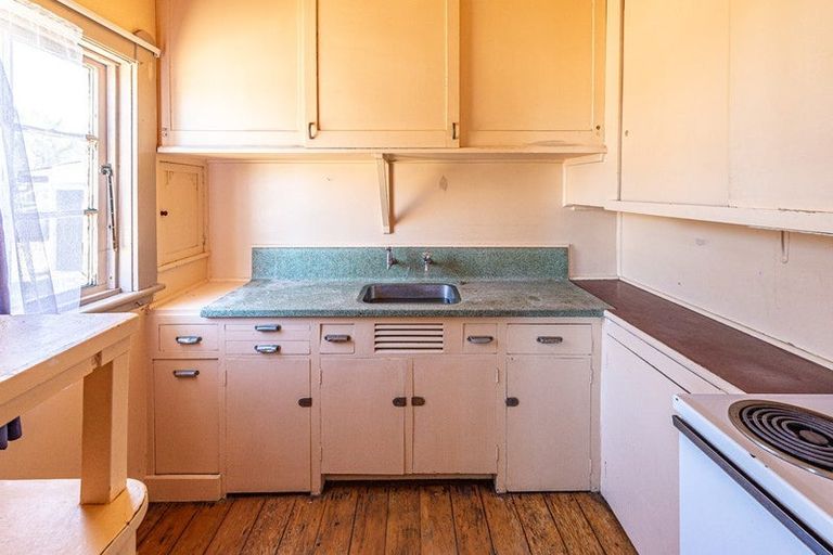 Photo of property in 94 Alma Road, Gonville, Whanganui, 4501