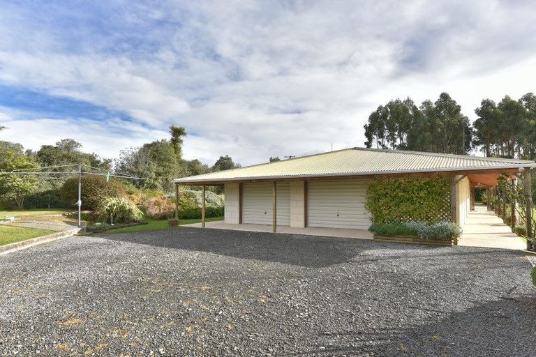 Photo of property in 610 Loburn Whiterock Road, Loburn, Rangiora, 7472