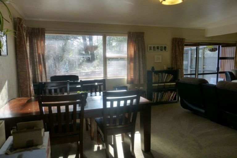 Photo of property in 59 Captain Scott Road, Glen Eden, Auckland, 0602