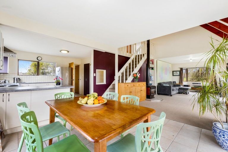 Photo of property in 9b Trotting Course Drive, Kumeu, 0891